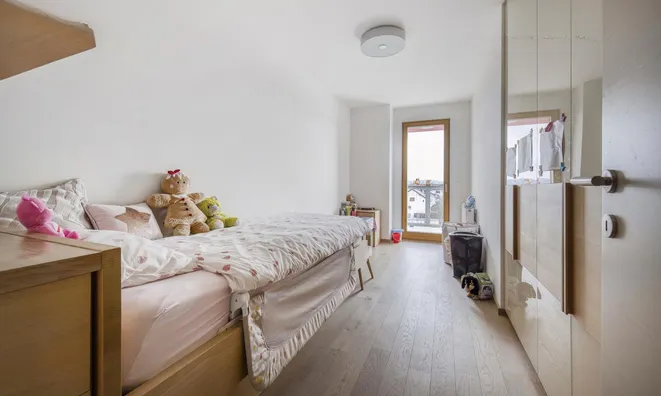 Недвижимость Квартира, 4 комнаты, Вич: 20