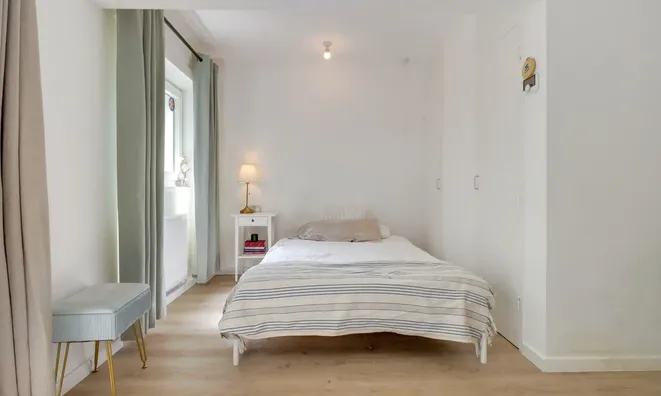 Недвижимость Flat 1, Sharwood, Penton Rise: 10