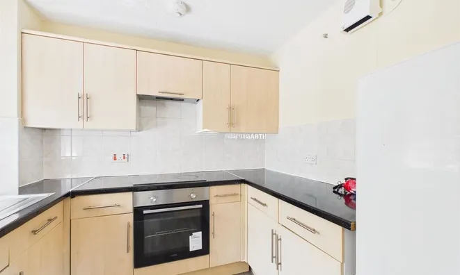 Недвижимость Kingfisher Way, Neasden: 8
