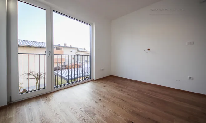 Недвижимость Квартира, больше 5 комнат: 10