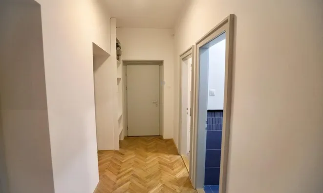 Недвижимость Квартира в центре Любляны: 2