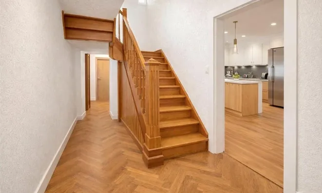 Недвижимость House 5 bedrooms for sale in Luxembourg-Centre ville: 1