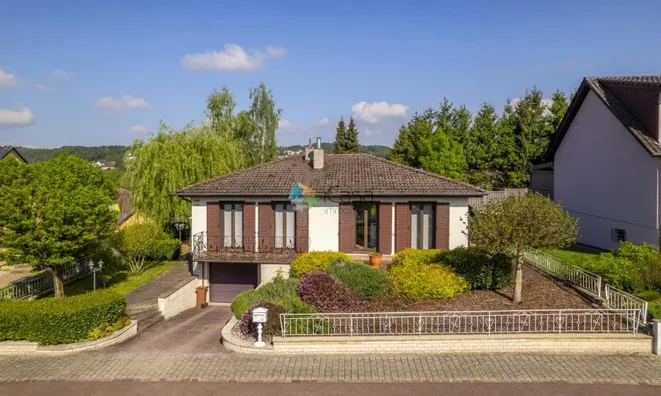 Недвижимость House for sale in Gonderange: 1
