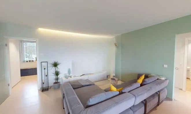 Недвижимость Apartment 3 bedrooms for sale in Rollingen: 2