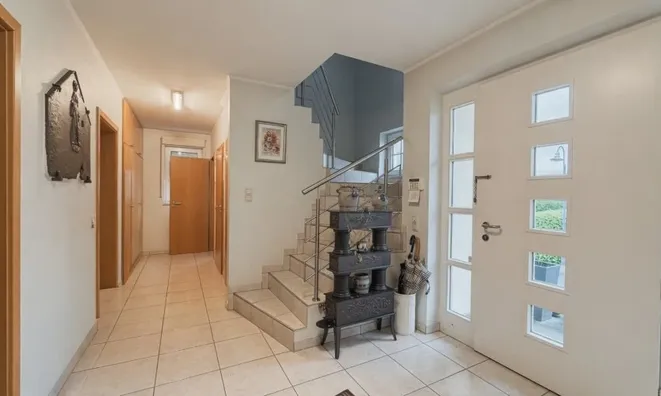 Недвижимость House 4 bedrooms for sale in Bertrange: 3