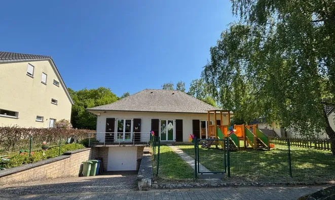 Недвижимость Detached house 4 bedrooms for sale in Capellen: 1
