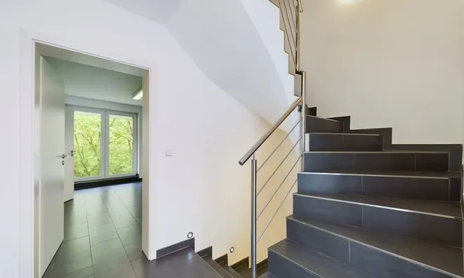 Недвижимость Semi-detached house 5 bedrooms for sale in Hesperange: 1