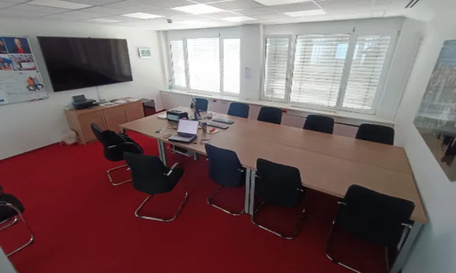 Недвижимость Офисное помещение на Ново Стегне: 10