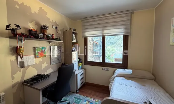 Недвижимость Three-bedroom apartment in Encamp city center: 12