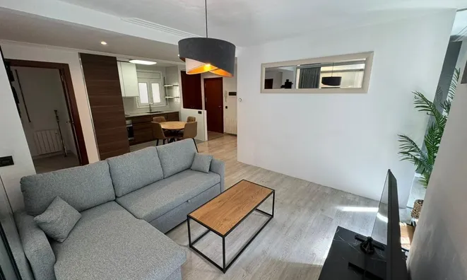 Недвижимость Apartment with three bedrooms in Arinsal: 4