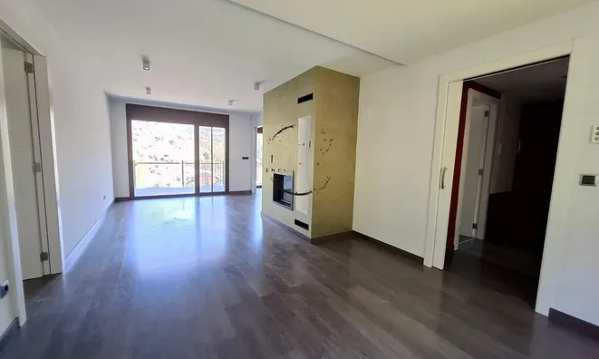 Недвижимость Unique home in Ordino with nature, light, and comfort: 1