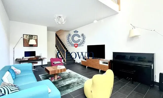 Недвижимость Single house 6 rooms: 1
