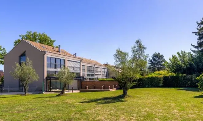 Недвижимость Single house 6 rooms: 1