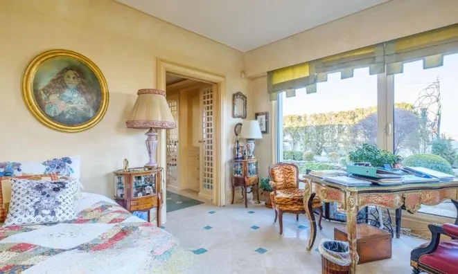 Недвижимость Attic flat 4.5 rooms: 6