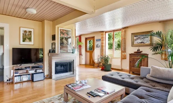 Недвижимость Villa 6 rooms: 7
