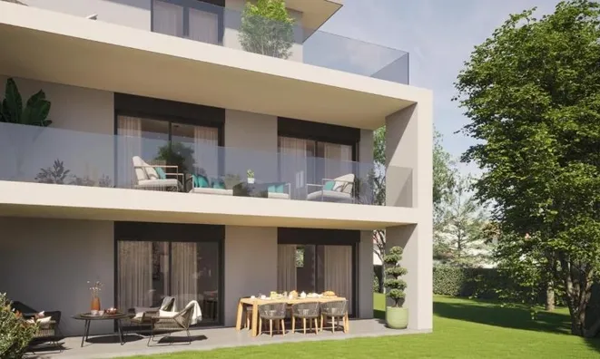 Недвижимость Apartment 4 rooms: 4