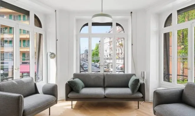 Недвижимость Apartment 4 rooms: 2