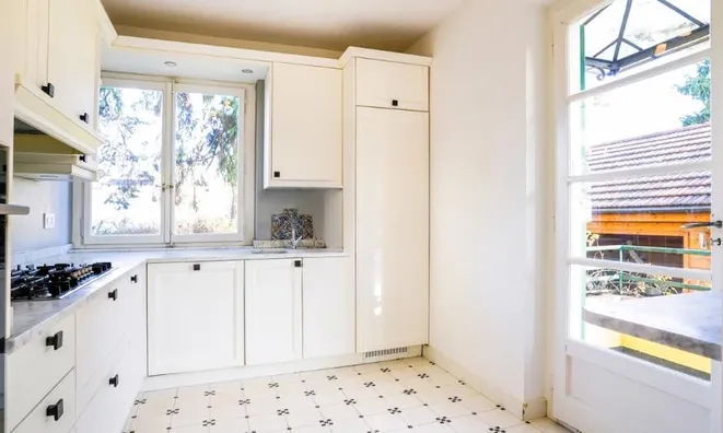 Недвижимость Single house 9 rooms: 9