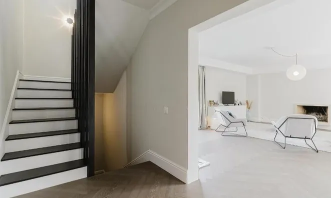 Недвижимость Single house 6 rooms: 6
