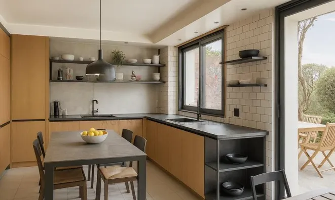 Недвижимость Apartment 4 rooms: 2
