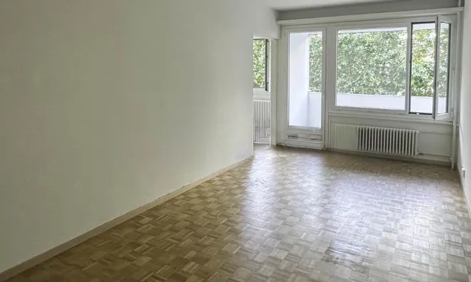Недвижимость Apartment 4 rooms: 1