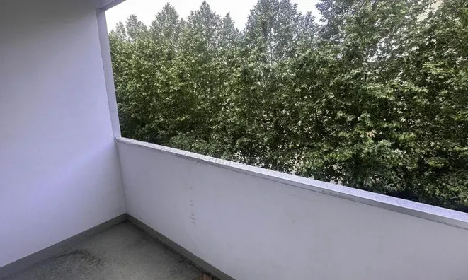Недвижимость Apartment 4 rooms: 2