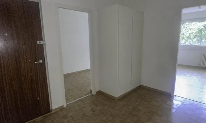 Недвижимость Apartment 4 rooms: 3