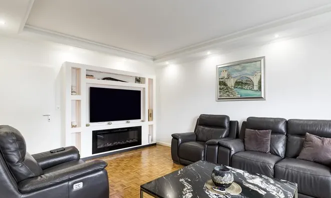Недвижимость Apartment 6.5 rooms: 5