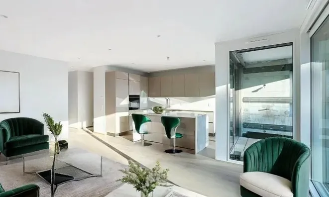 Недвижимость Apartment 4 rooms: 1