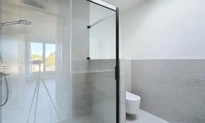 Недвижимость Apartment 4 rooms: 7