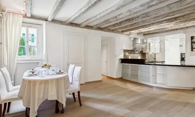Недвижимость Apartment 6 rooms: 2