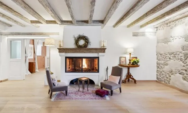 Недвижимость Apartment 6 rooms: 5