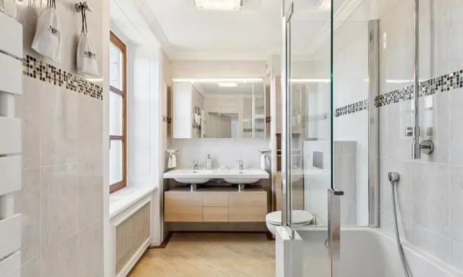 Недвижимость Apartment 6 rooms: 9
