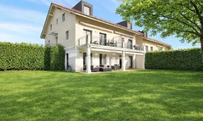 Недвижимость Apartment 6.5 rooms: 1