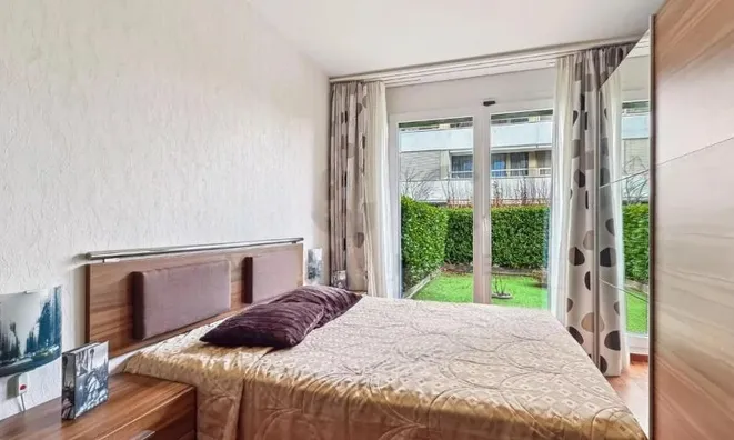 Недвижимость Apartment 4 rooms: 10