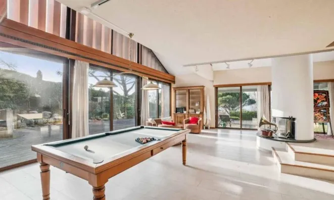 Недвижимость Villa 9 rooms: 5