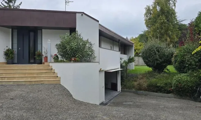 Недвижимость Villa 9 rooms: 7