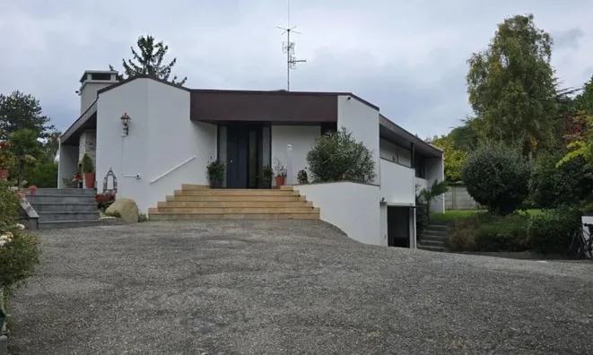 Недвижимость Villa 9 rooms: 11