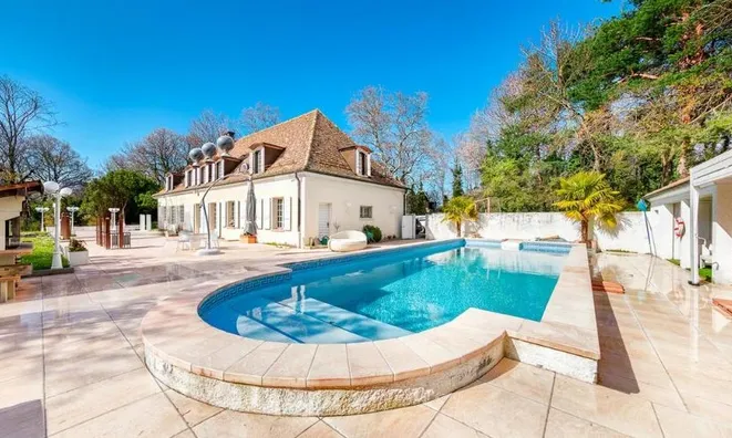 Недвижимость Single house: 1