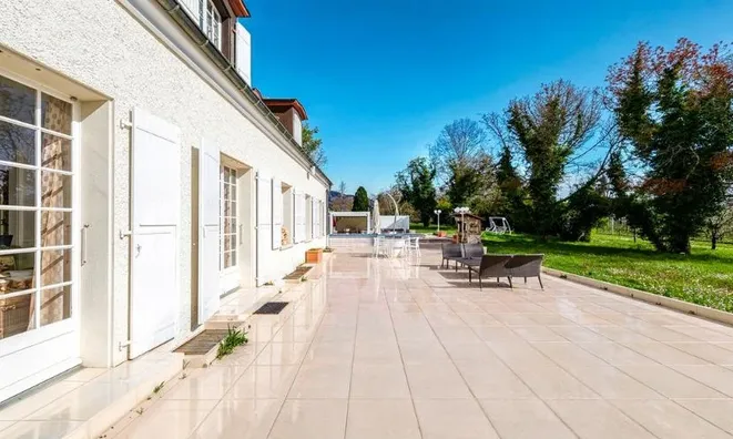 Недвижимость Single house: 7