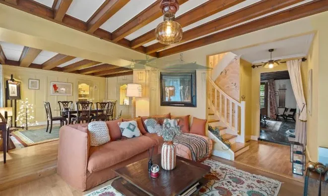 Недвижимость Single house 14 rooms: 3
