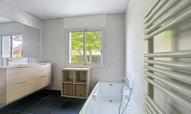 Недвижимость Villa 6 rooms: 8