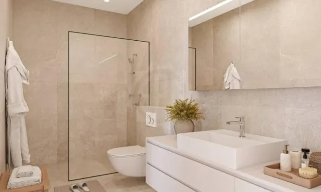 Недвижимость Apartment 5 rooms: 4