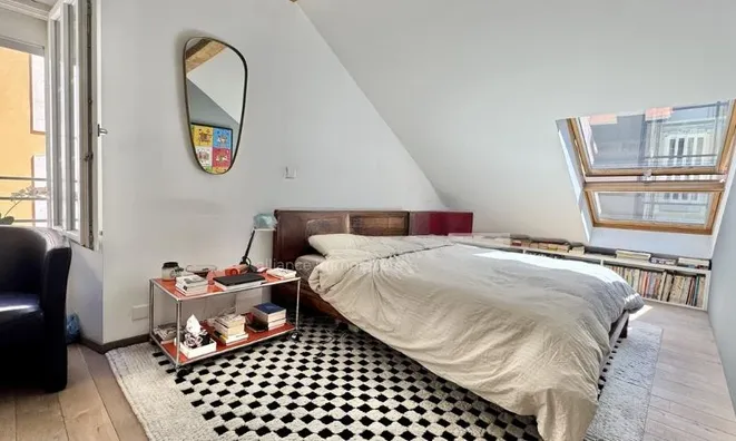 Недвижимость Apartment 5 rooms: 8