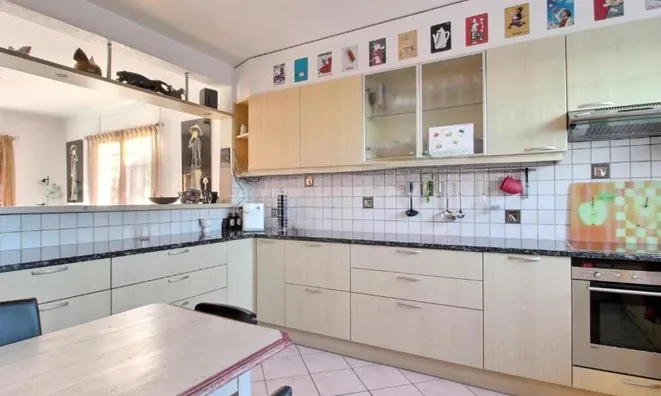 Недвижимость Row house 5 rooms: 6