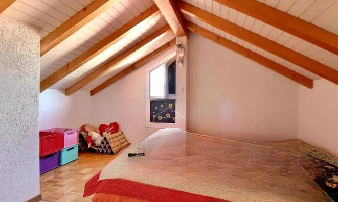 Недвижимость Row house 5 rooms: 10