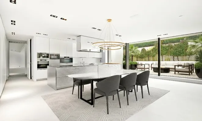 Недвижимость Single house 10 rooms: 5