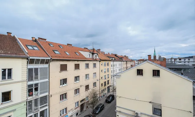 Недвижимость Квартира, 3 комнаты, центр: 4