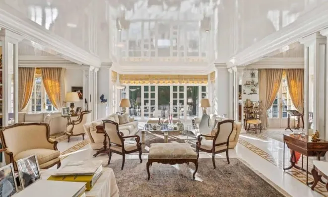 Недвижимость Villa 9 rooms: 2