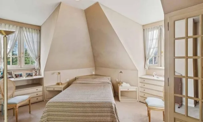 Недвижимость Villa 9 rooms: 6